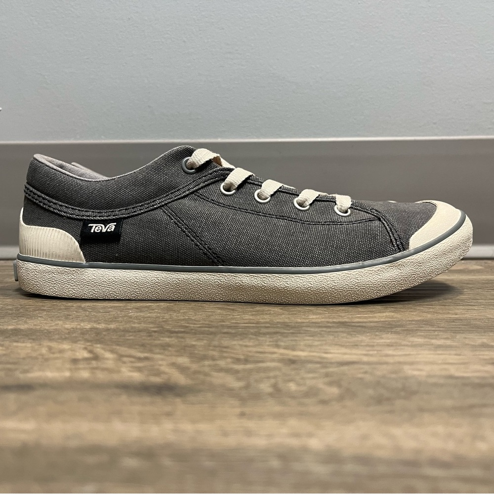 Teva Women’s Freewheel Washed Canvas Sneakers - Size 8 - Grey/Beige - Picture 2 of 10